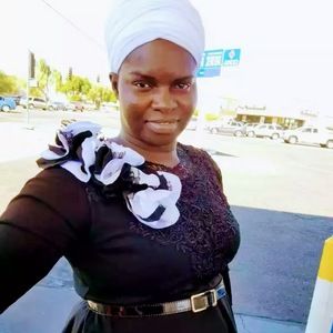 Meet your Posher, Gloria monday